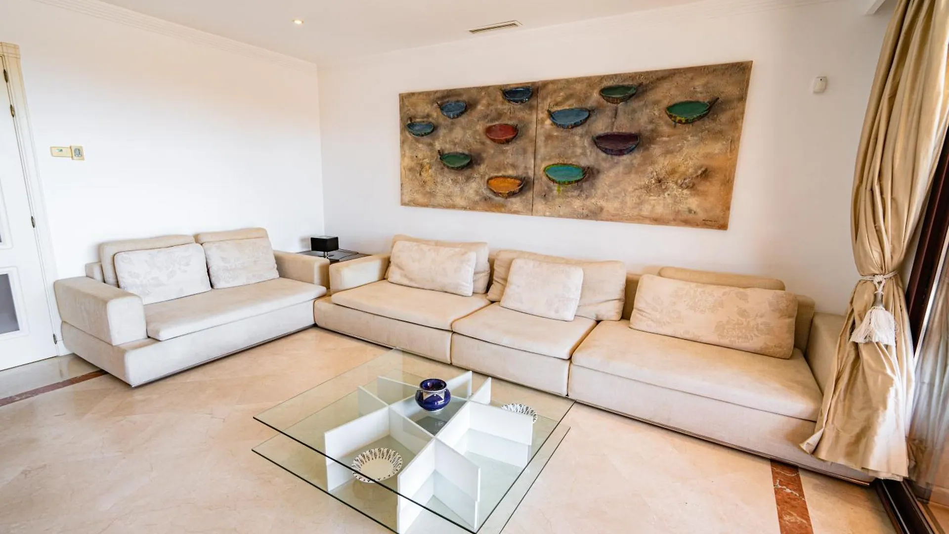 Lujoso Duplex 3 Dormitorios En Gran Bahia De Marbella