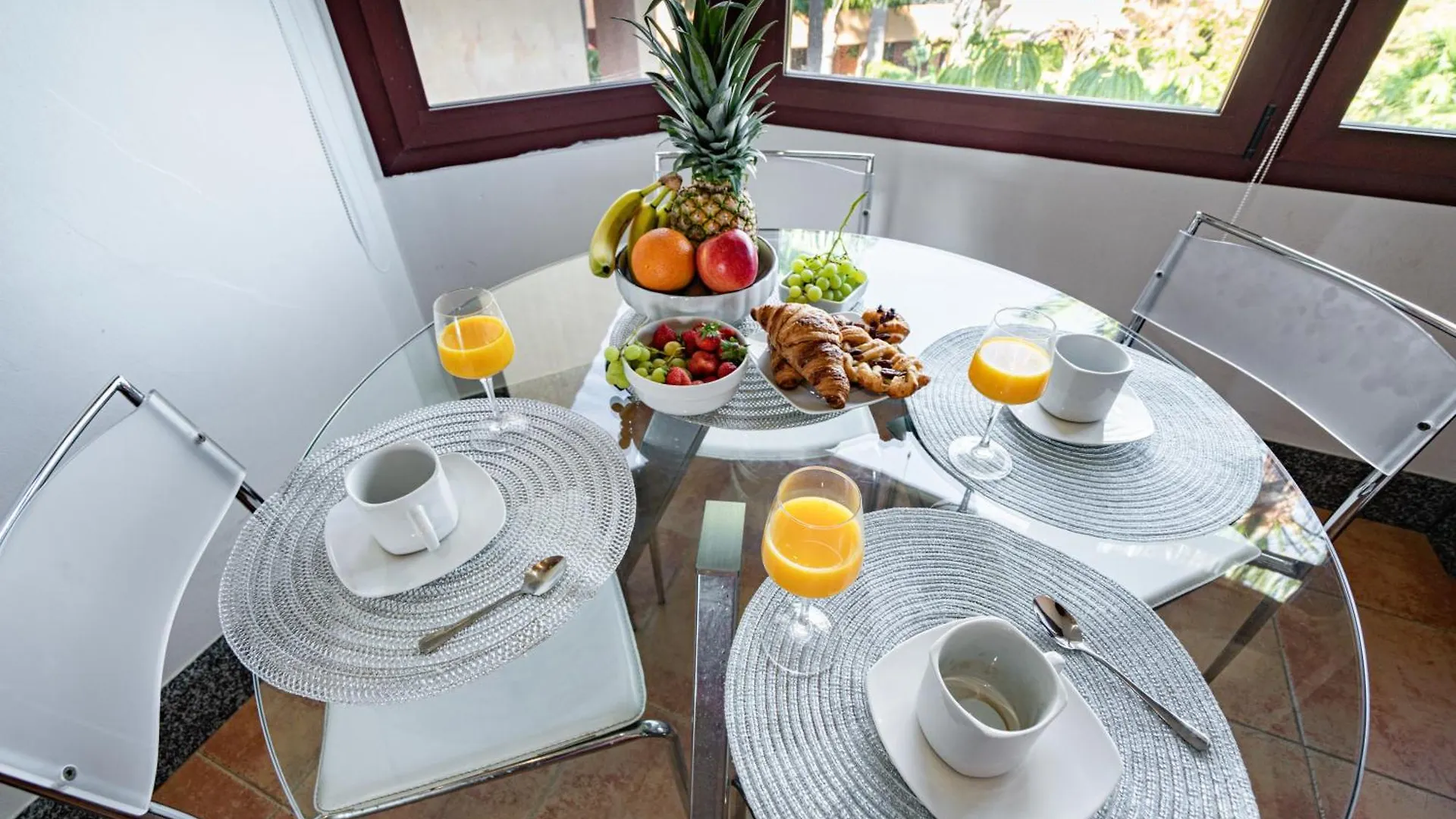 Apartament Lujoso Duplex 3 Dormitorios En Gran Bahia De Marbella